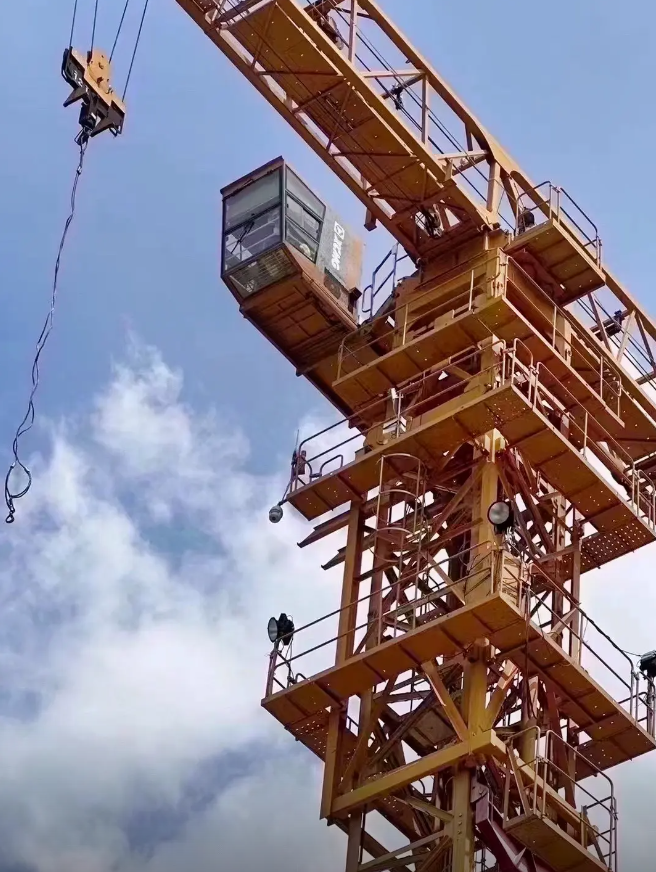 Used Xcmg Xgt7022-12s Tower Crane - Image 3