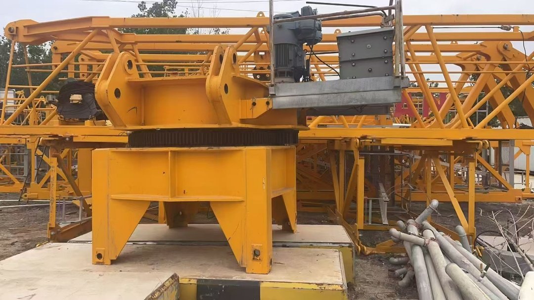 Used Dahan Pt6015-8 Tower Crane - Image 5